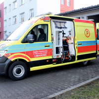 ambulans zakupiony z programu ochrony ludności i obrony cywilnej